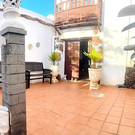 Medinilla With Private Pool In Conil فيلة